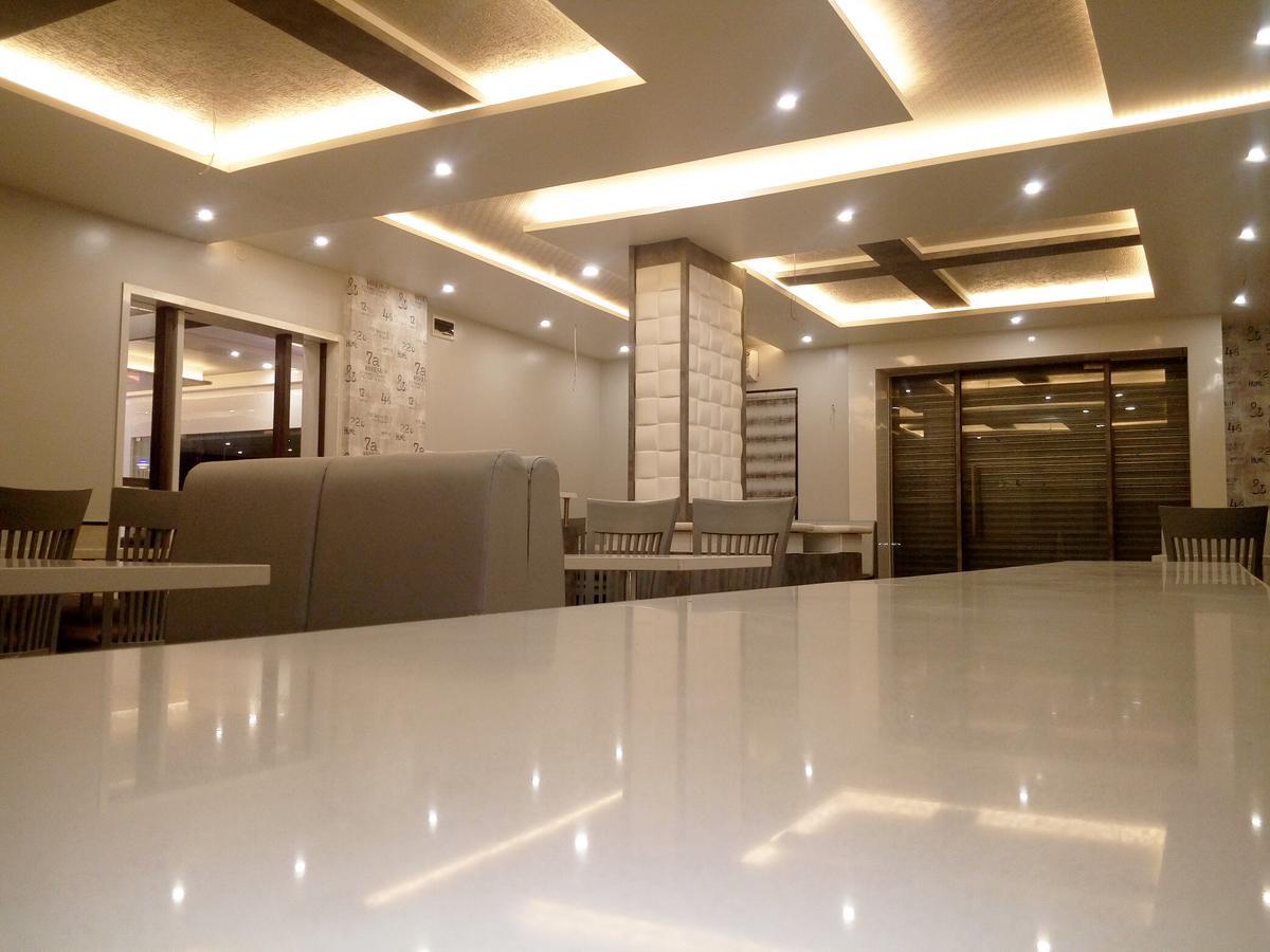 Hotel Pushpak Park Osmanabad Exterior foto